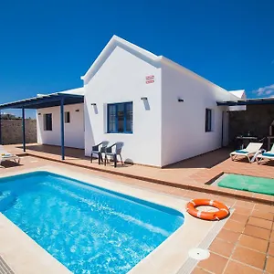 https://sun-villas-rubicon-ii.in-canary-islands.com