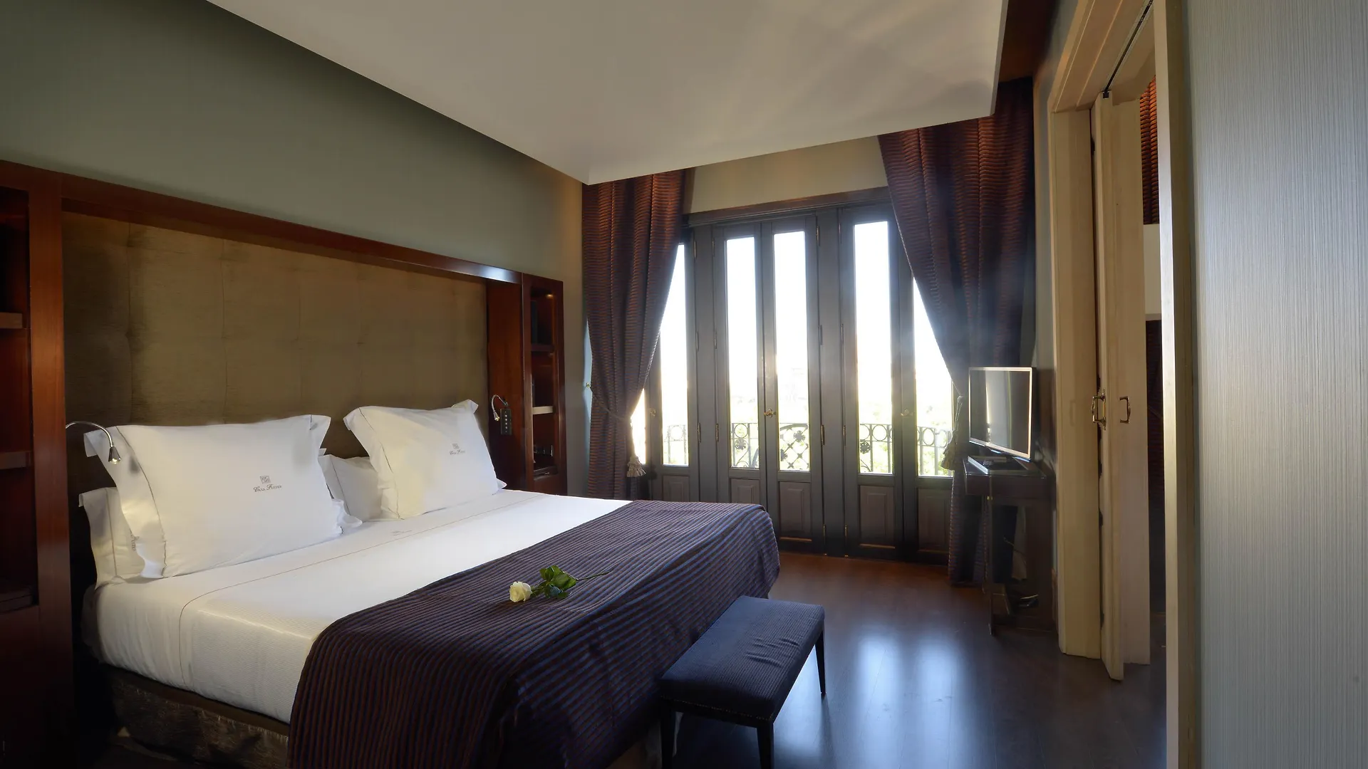 ברצלונה Hotel Casa Fuster G.L Monumento ספרד